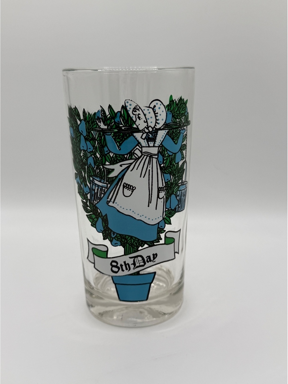 Vintage 12 Days of Christmas 8th Day Maid a Milking Drinking Glass Tumbler